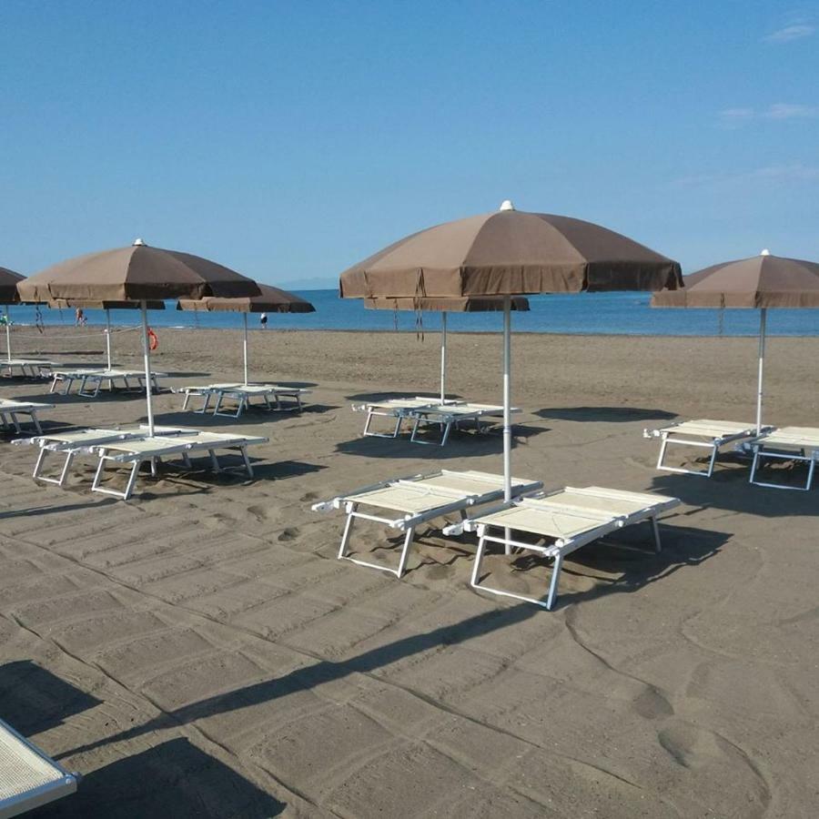 Campeggio Del Forte Marina Di Bibbona Exterior photo