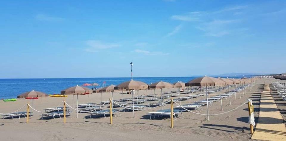 Campeggio Del Forte Marina Di Bibbona Exterior photo